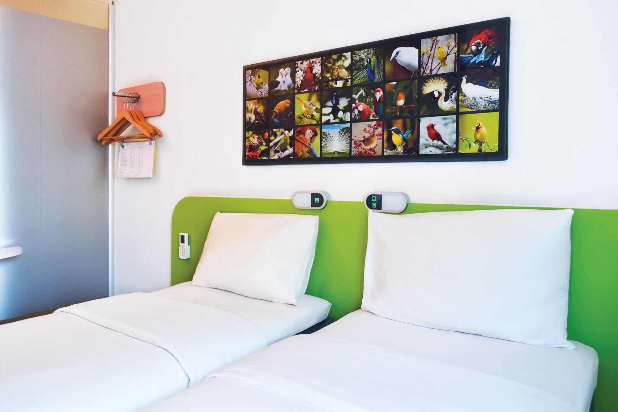 Ibis Budget Semarang Tendean Εξωτερικό φωτογραφία