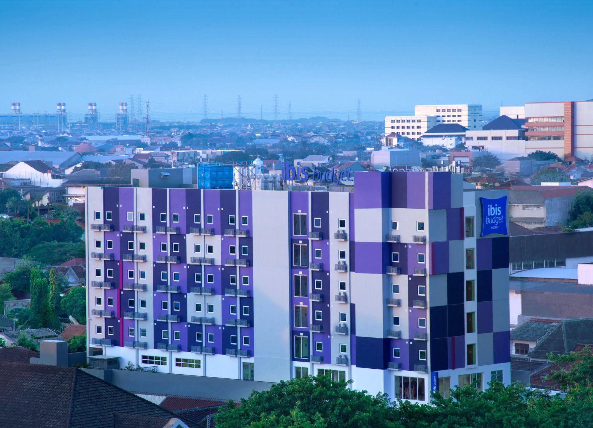 Ibis Budget Semarang Tendean Εξωτερικό φωτογραφία