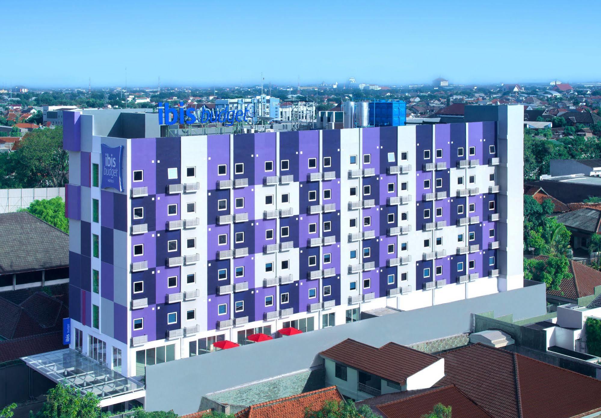 Ibis Budget Semarang Tendean Εξωτερικό φωτογραφία